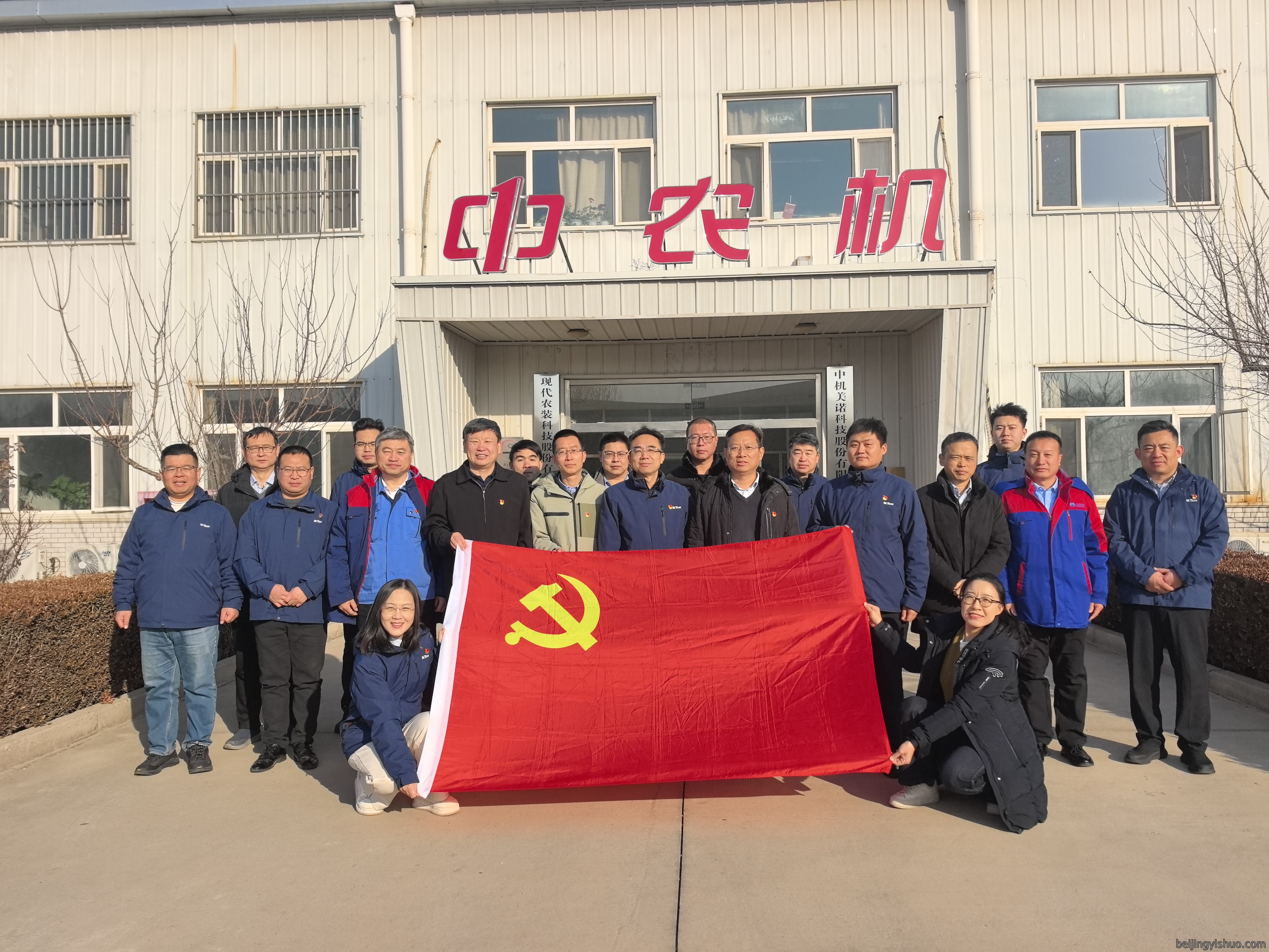 合影.jpg